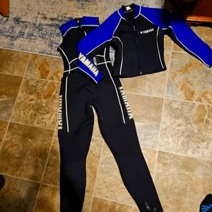 Yamaha wetsuit woman's medium